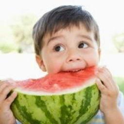 小孩真人吃瓜头像,捕捉孩子纯真瞬间