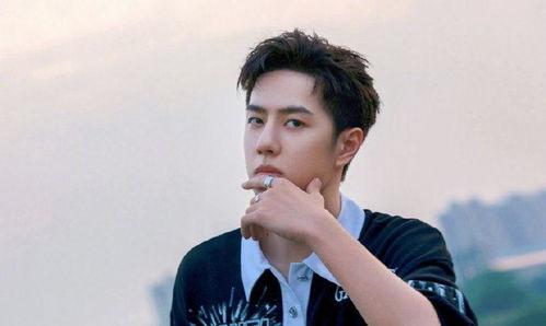 吃瓜男星小曼,吃瓜男星背后的故事与争议