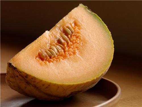 张师傅吃瓜  第1张