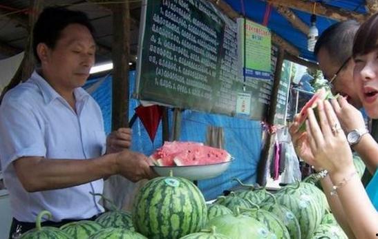 一个吃瓜游客,一场别开生面的旅游体验  第1张